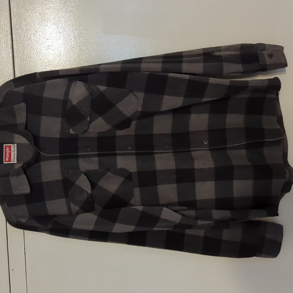 Wrangler Fleece Shirt Jacket, Shacket, Men's Medium, Black and Grey